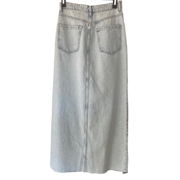 Zara maxi light wash denim skirt - Picture 4 of 13